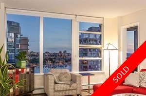 Yaletown Condo for sale: Crestmark II 2 bedroom 964 sq.ft. (Listed 2017-06-27)